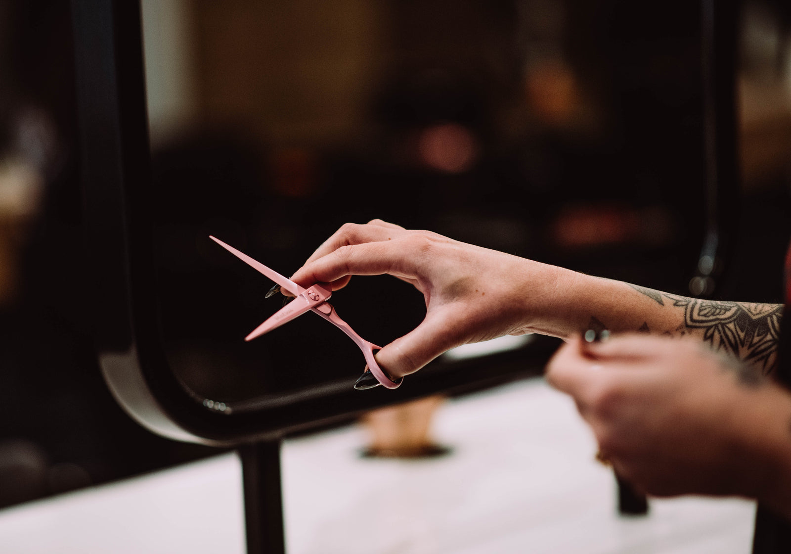 What are contour shears?