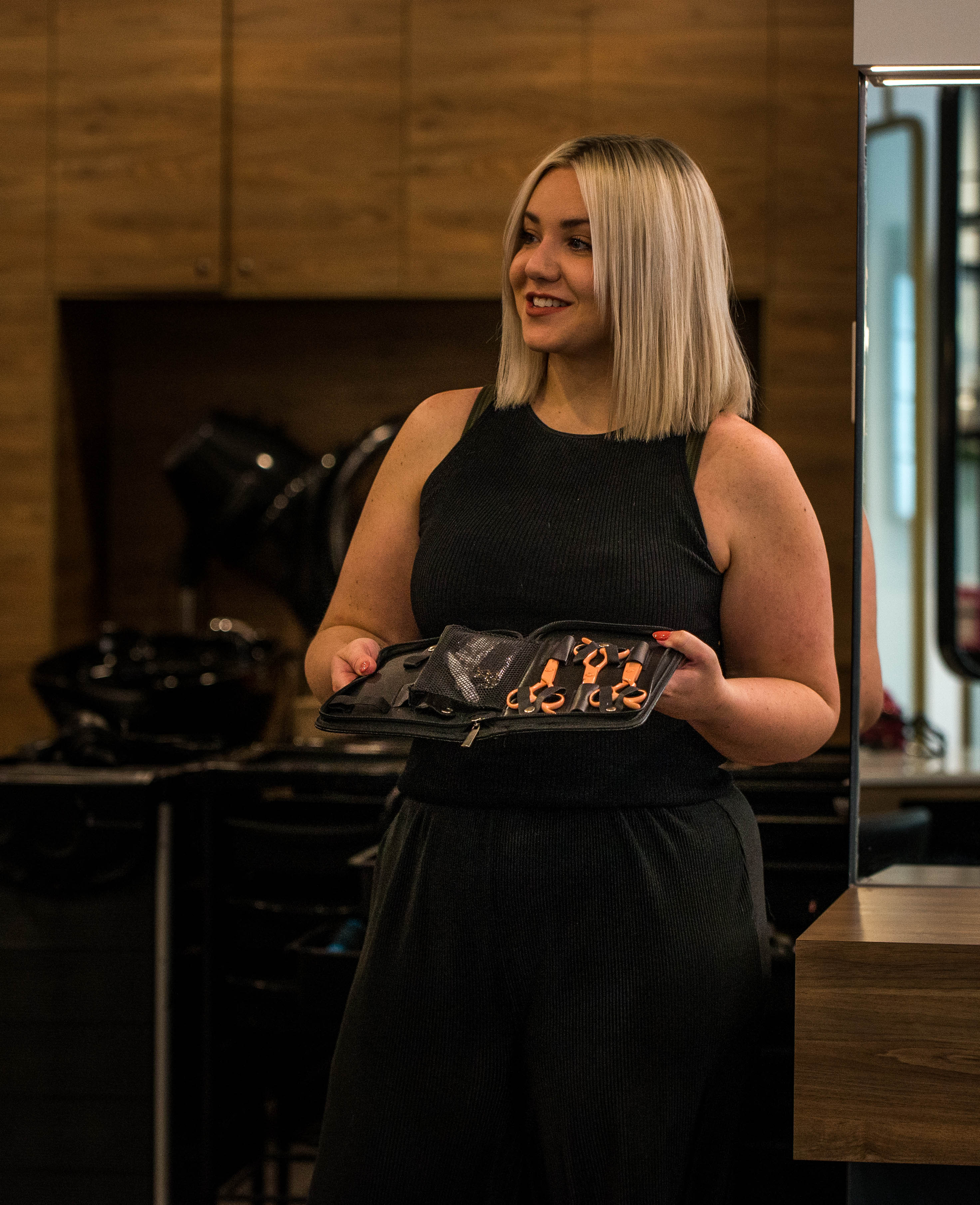 What is the difference in normal shears vs barber shears? Scissor