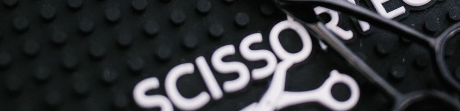 What's the difference between a barber and a hairstylist cutting men's hair